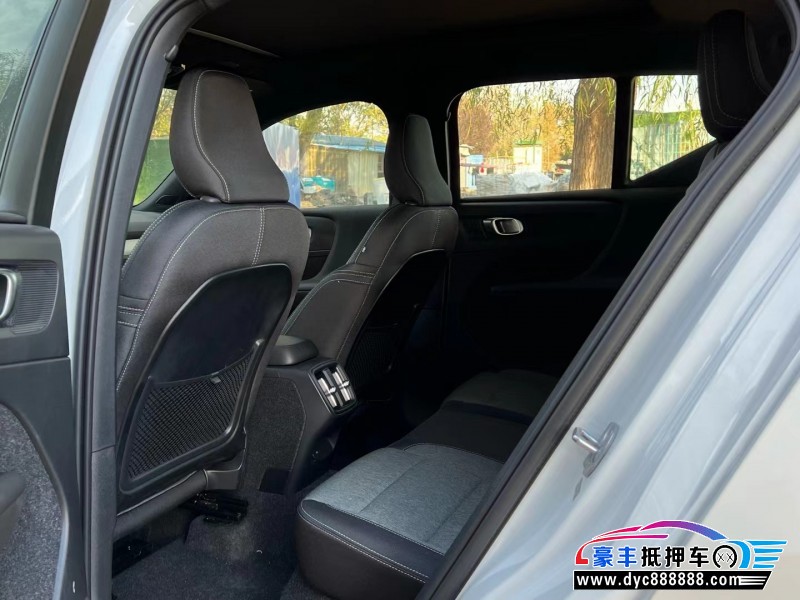 23年沃尔沃XC40轿车抵押车出售