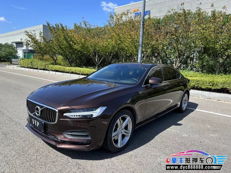 17年沃尔沃S90轿车抵押车出售