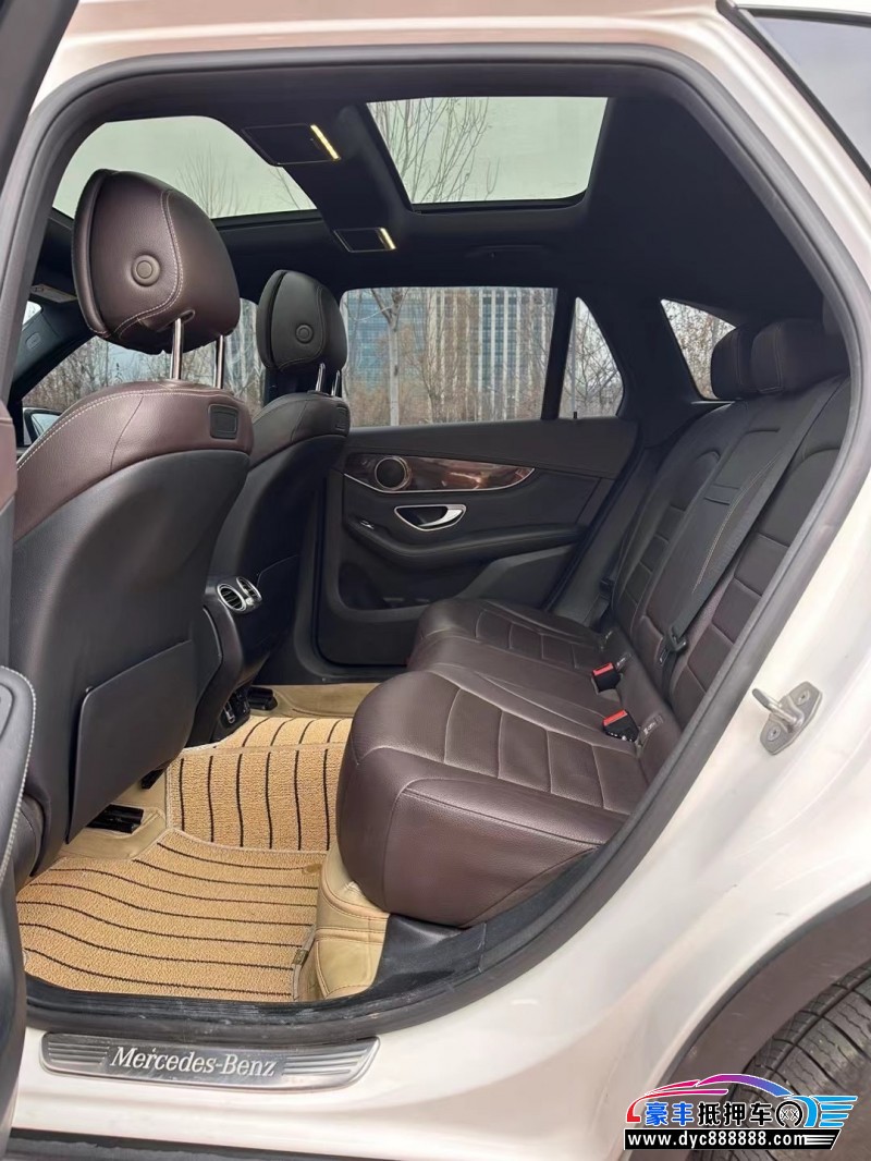 19年奔驰GLCSUV抵押车出售