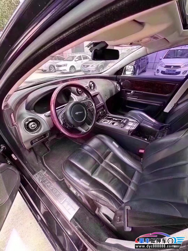 12年捷豹XJL轿车抵押车出售