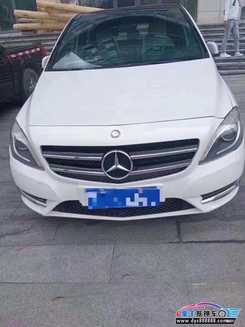 14年奔驰BMPV抵押车出售