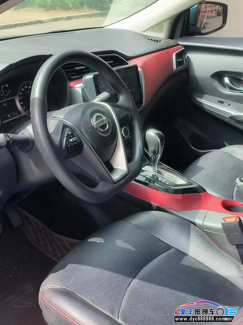 19年日产蓝鸟轿车抵押车出售