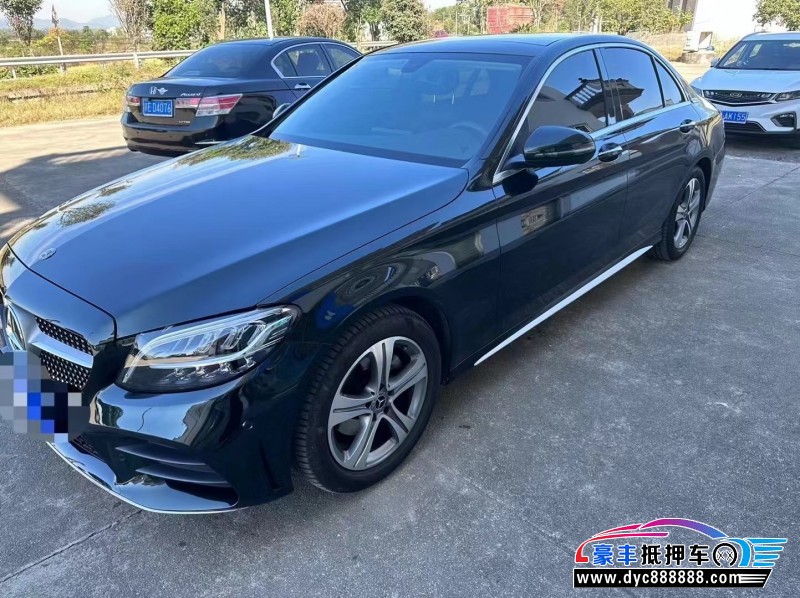 21年奔驰C轿车抵押车出售