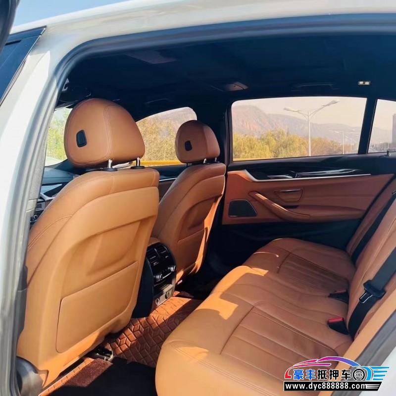 18年宝马5系轿车抵押车出售