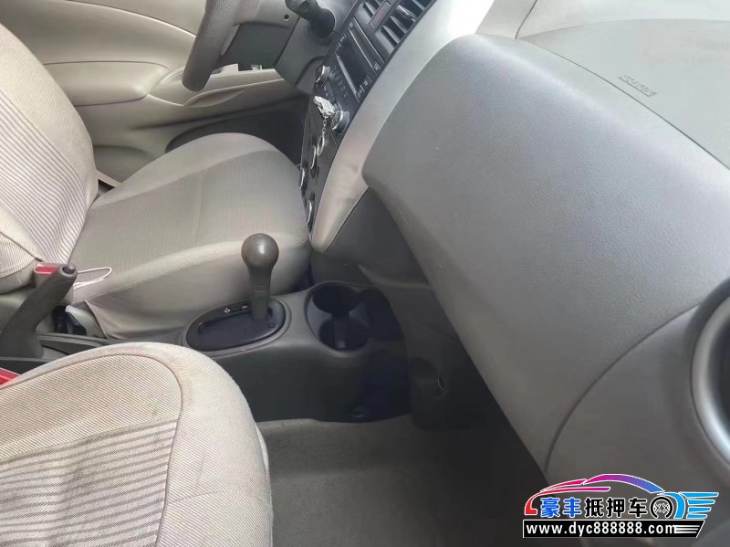 18年日产阳光轿车抵押车出售