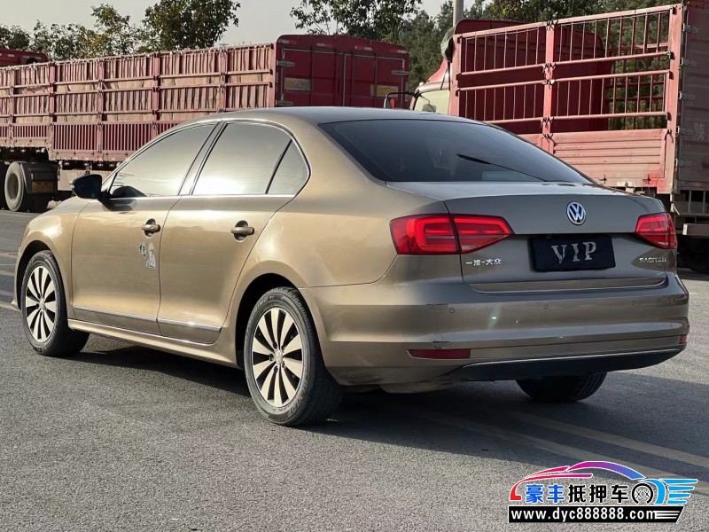 17年大众速腾轿车抵押车出售