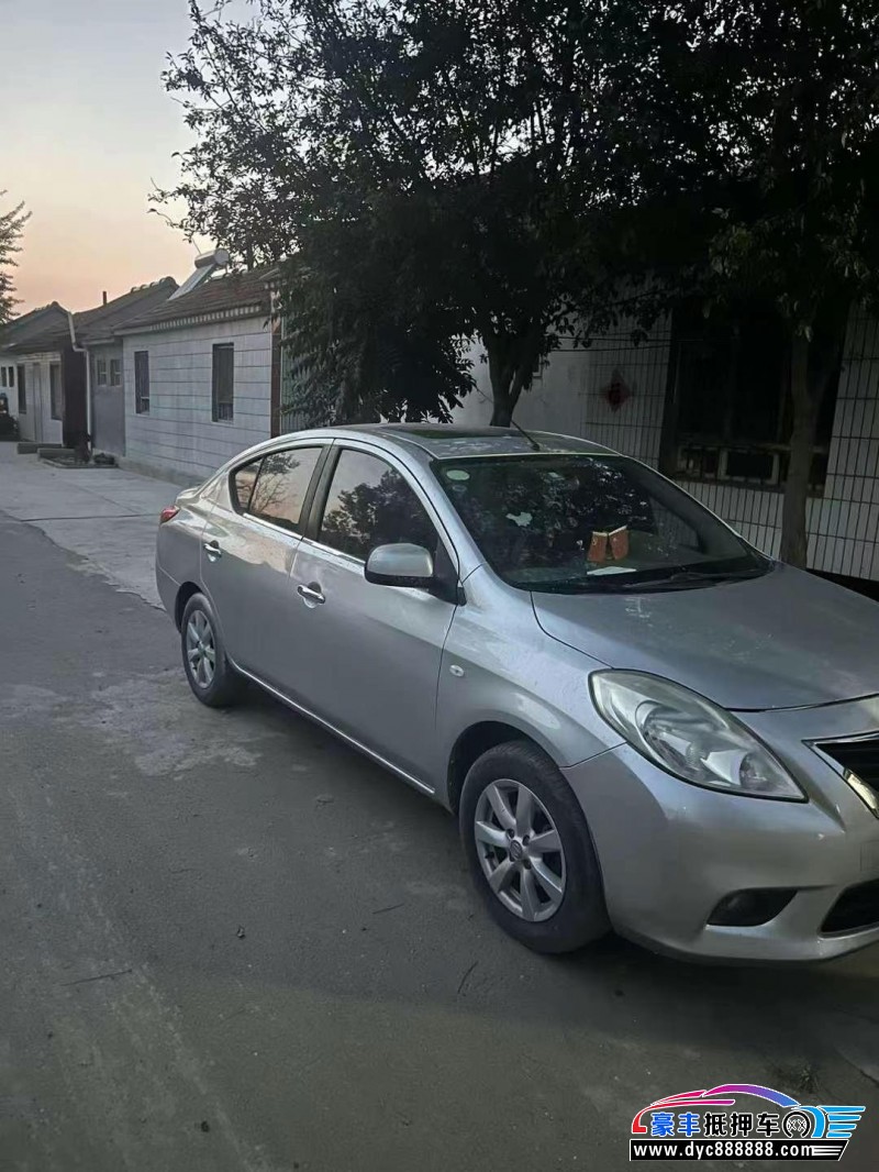12年日产阳光轿车抵押车出售