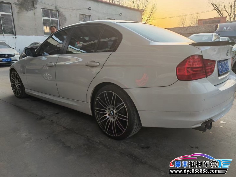 12年宝马3系轿车抵押车出售