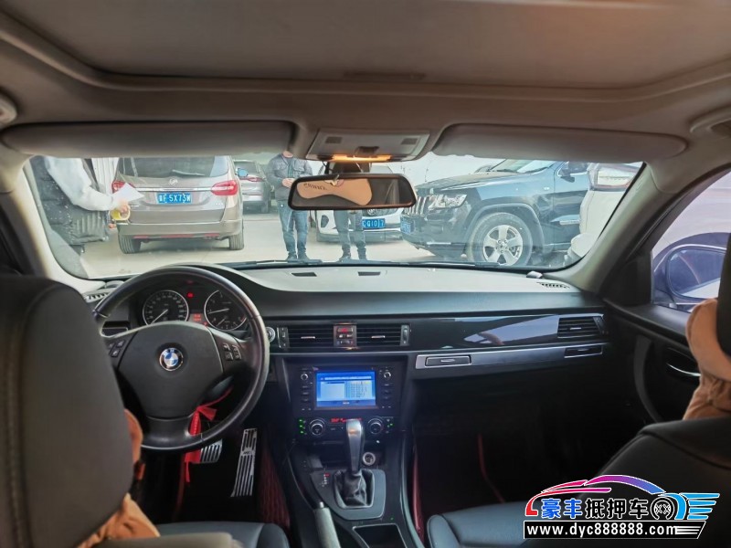 12年宝马3系轿车抵押车出售