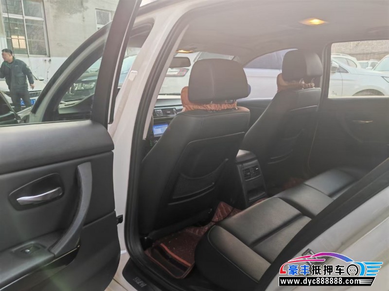 12年宝马3系轿车抵押车出售