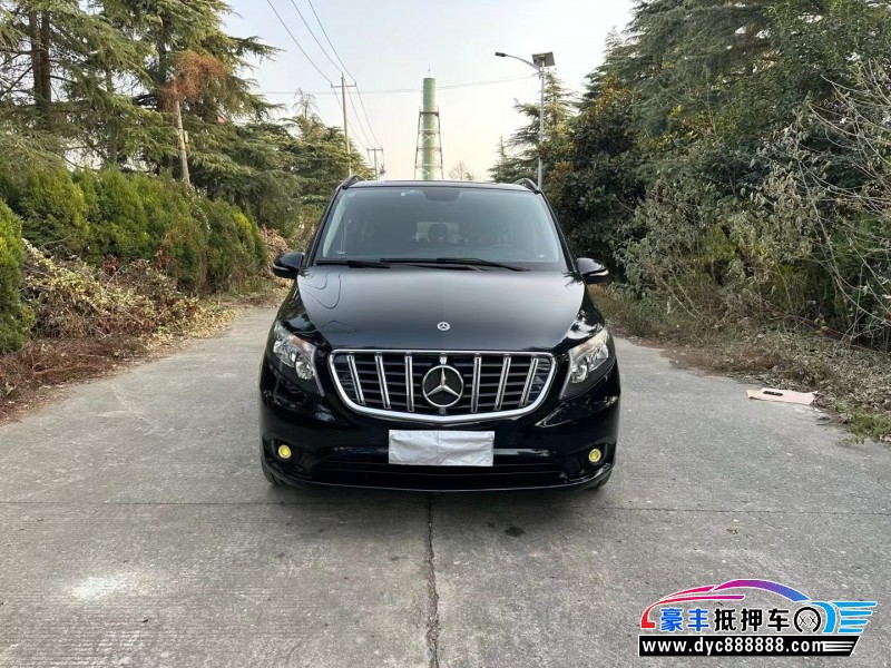 18年奔驰威霆MPV抵押车出售