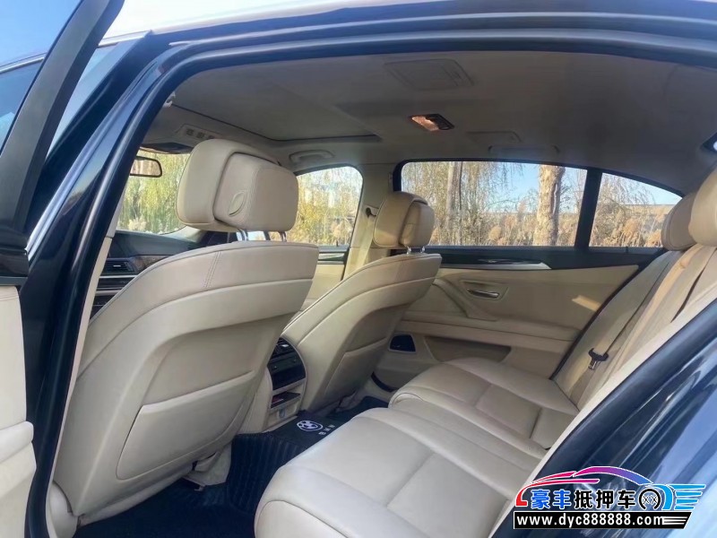 13年宝马5系轿车抵押车出售