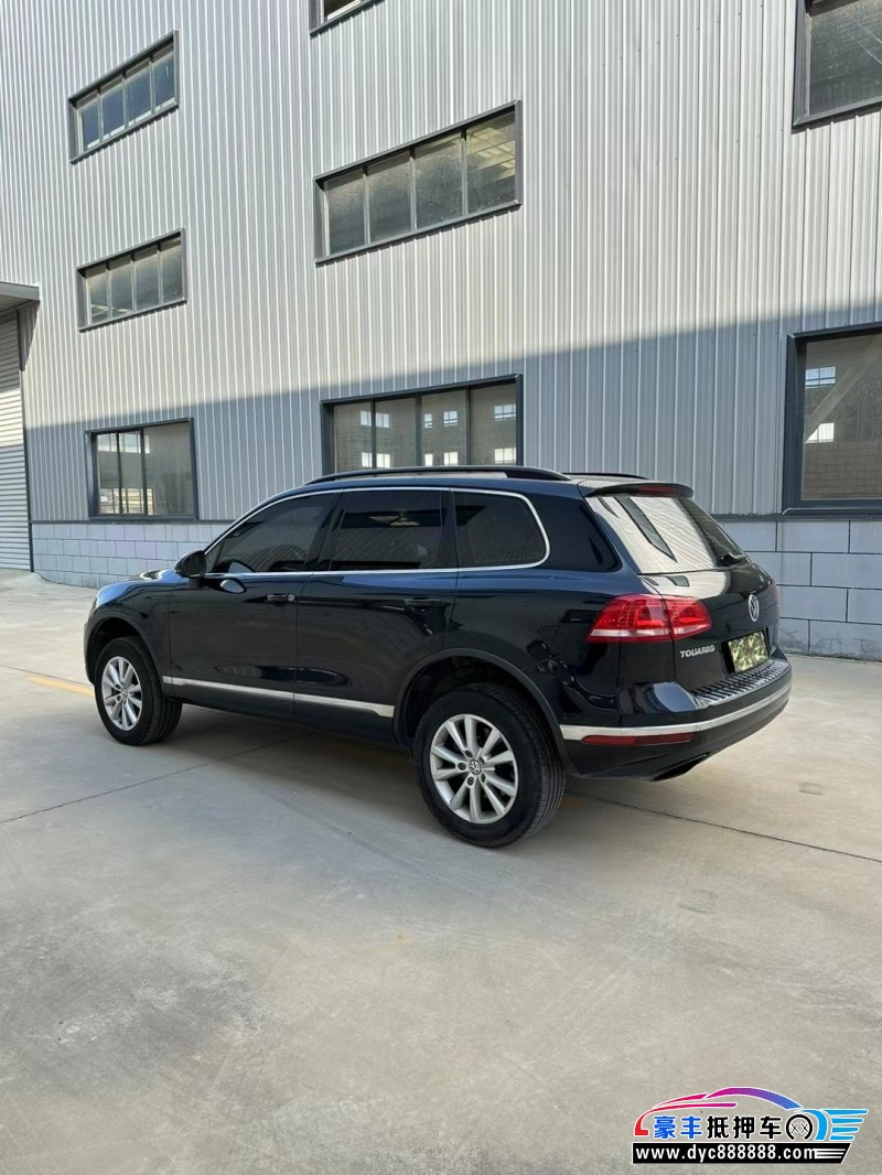 17年大众途锐轿车抵押车出售