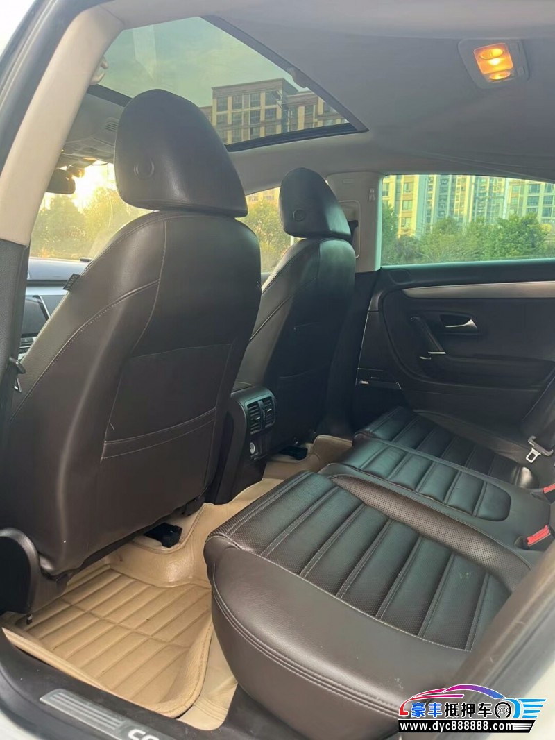 14年大众CC轿车抵押车出售