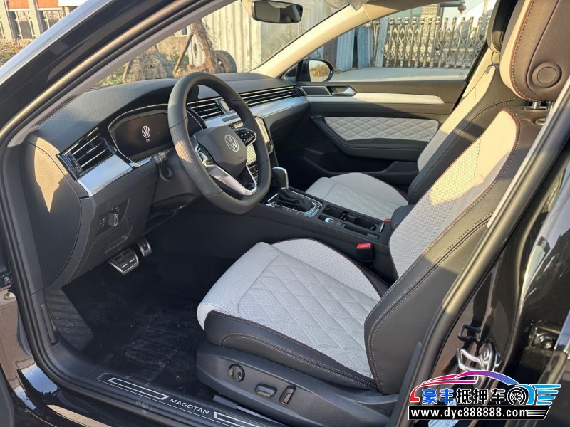 23年大众迈腾轿车抵押车出售