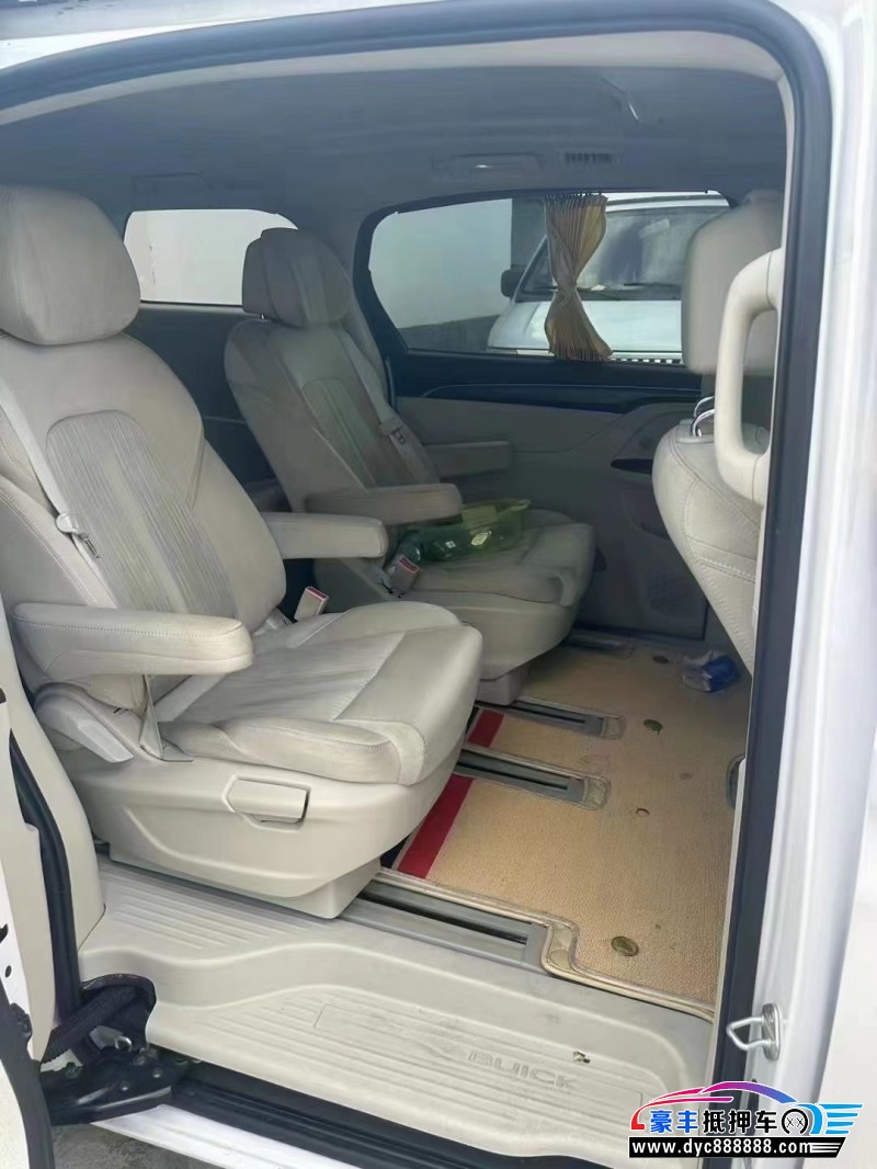 21年别克GL8轿车抵押车出售