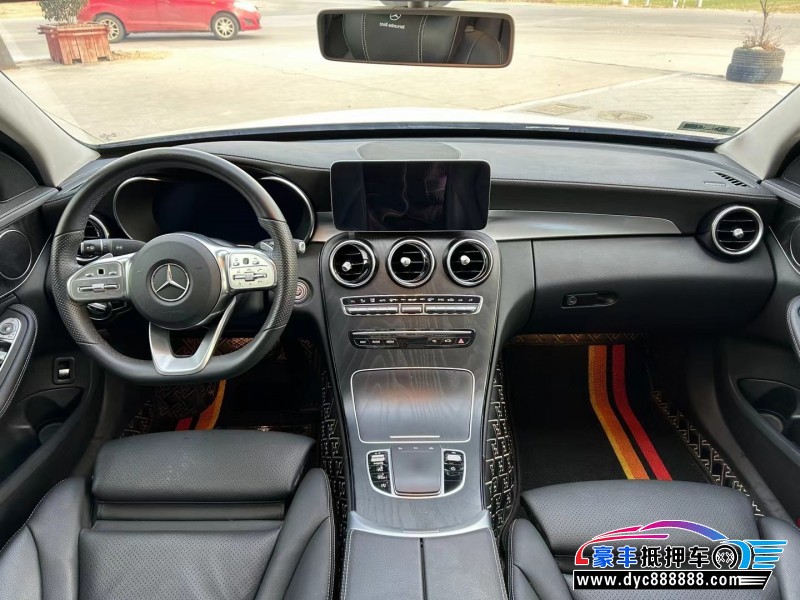 20年奔驰C轿车抵押车出售