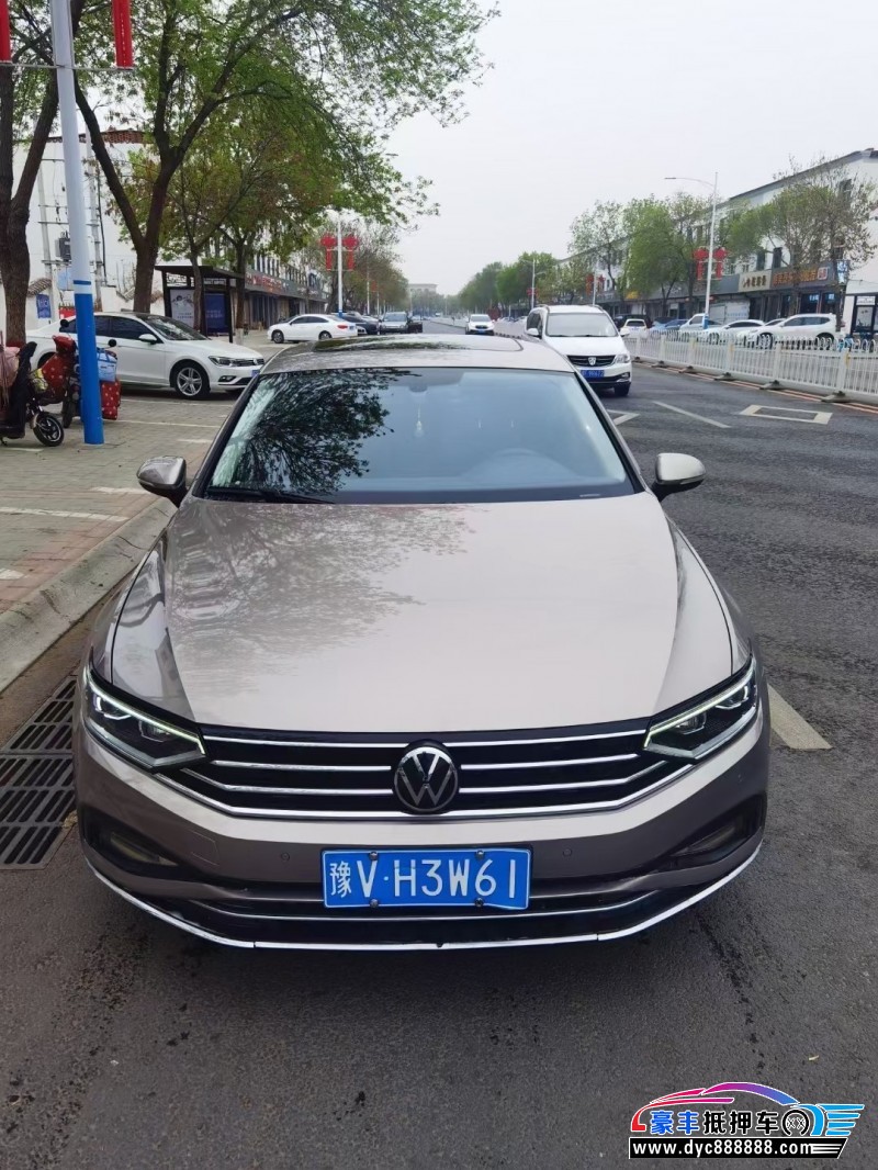 21年大众迈腾轿车抵押车出售