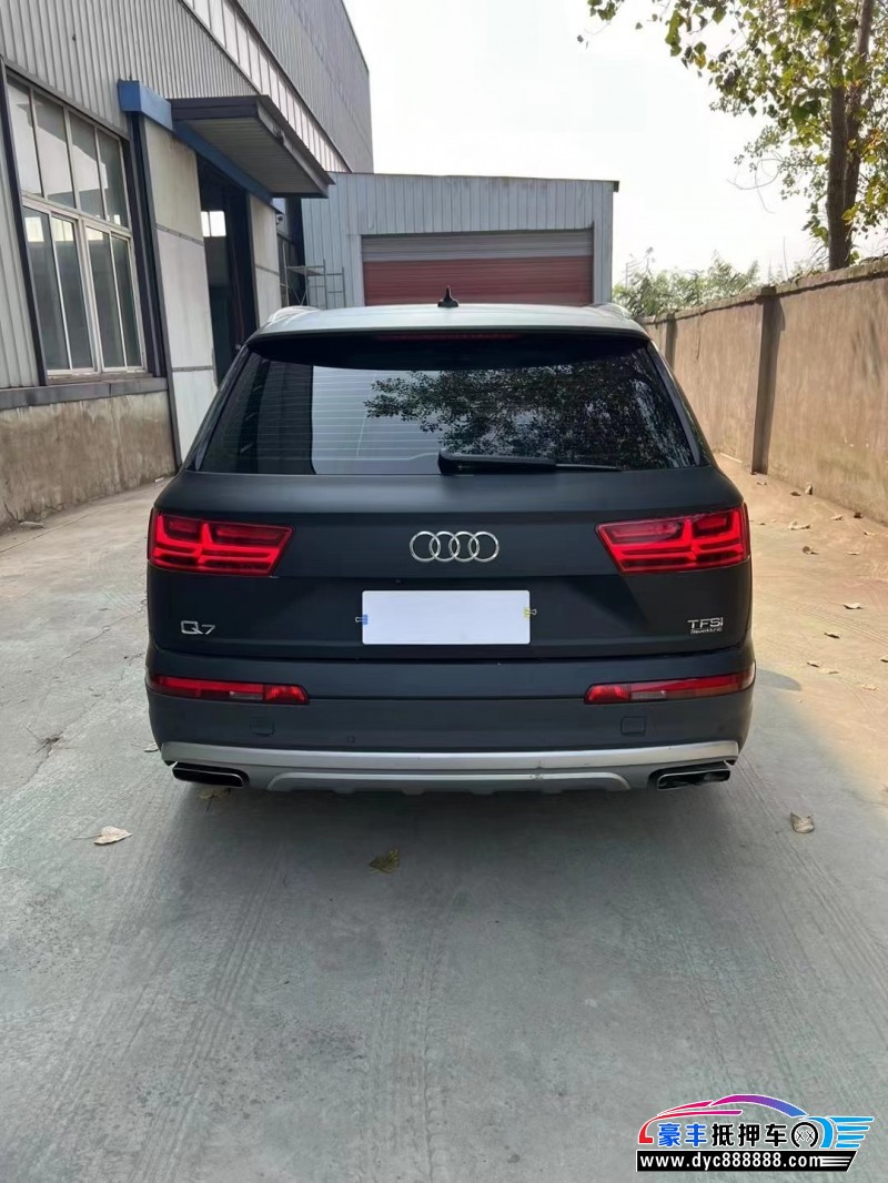 19年奥迪Q7轿车抵押车出售