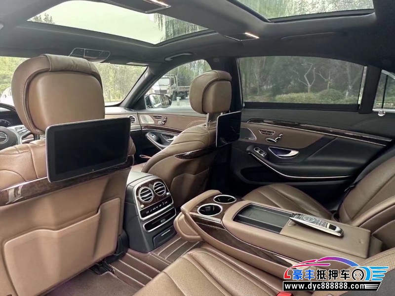 18年奔驰S轿车抵押车出售