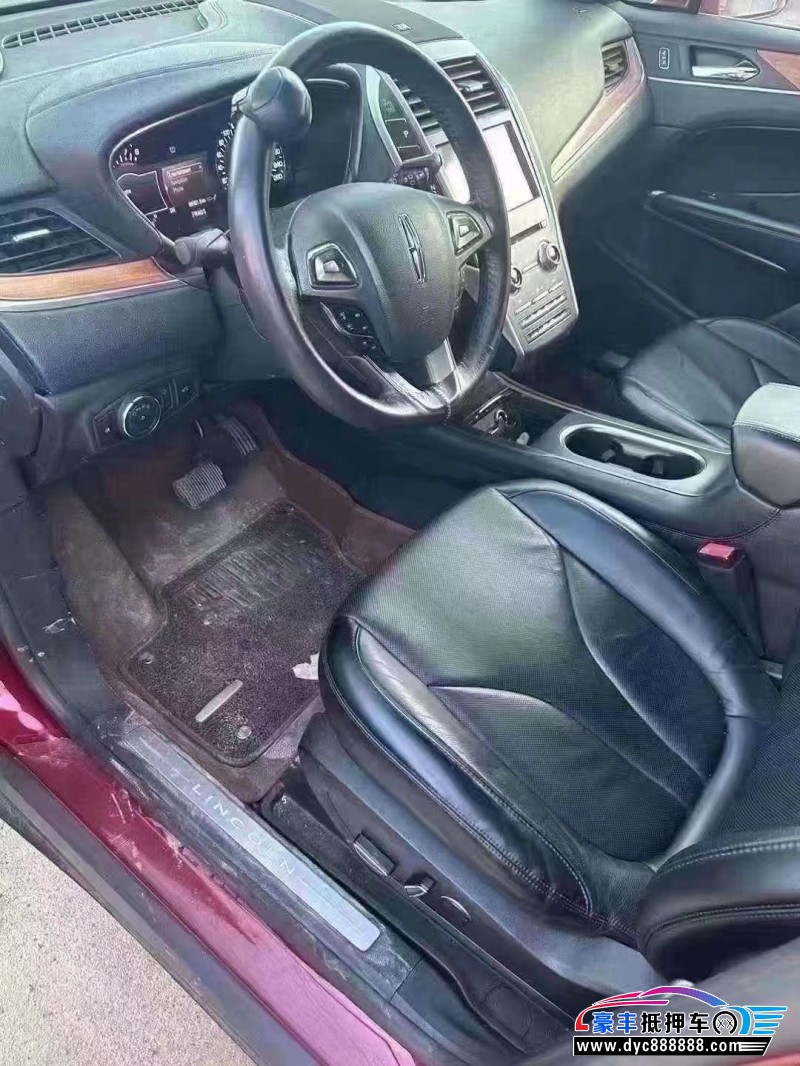 16年林肯MKC轿车抵押车出售