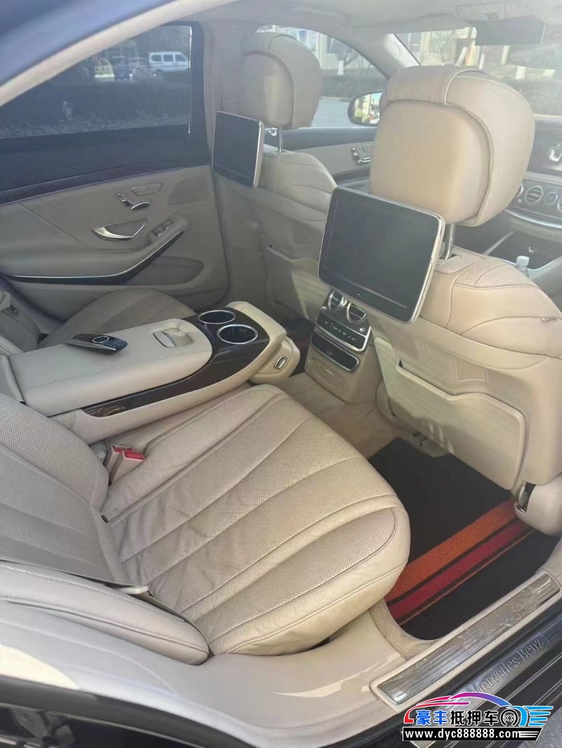 14年奔驰S轿车抵押车出售