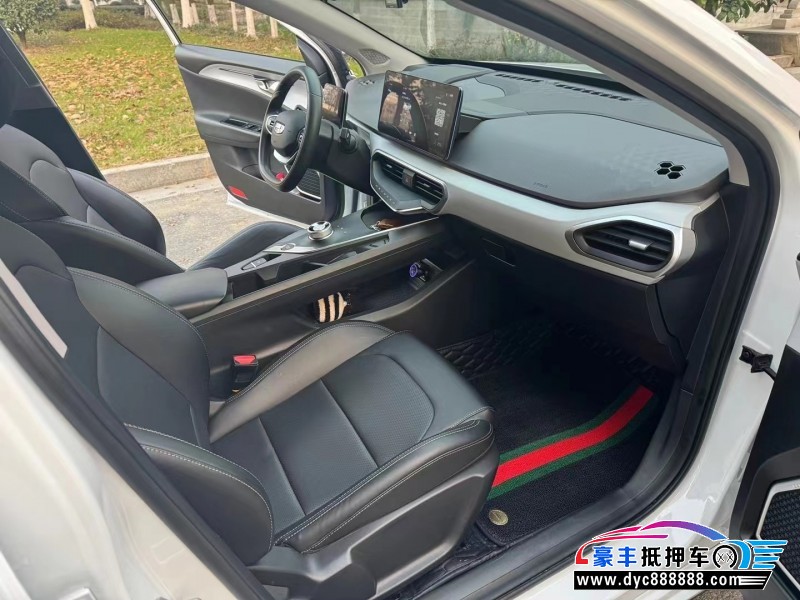 22年吉利几何轿车抵押车出售