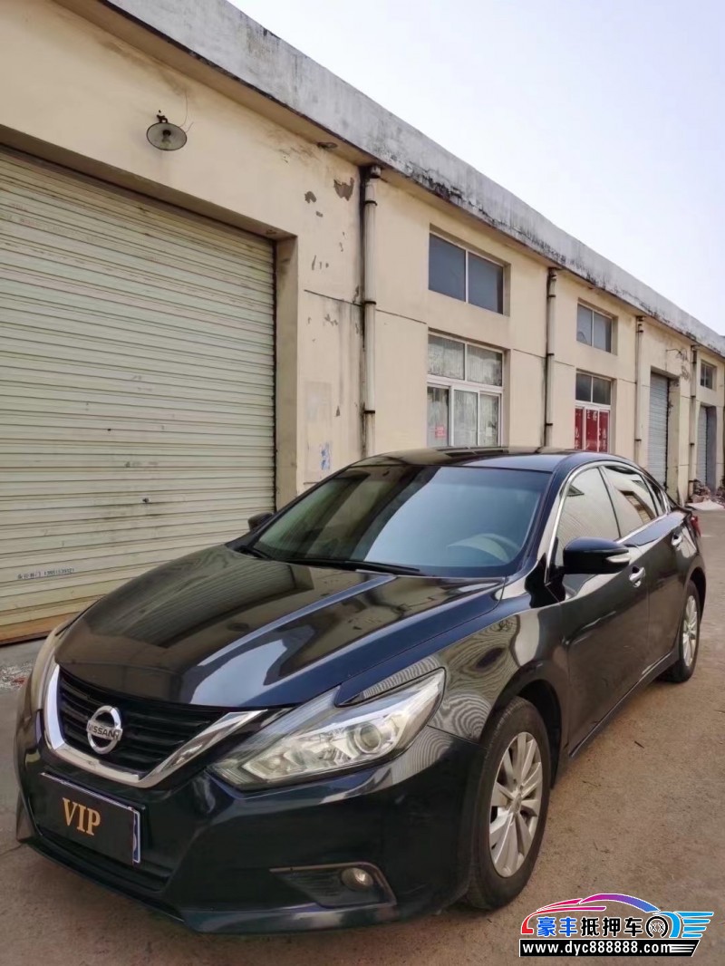 19年日产天籁轿车抵押车出售