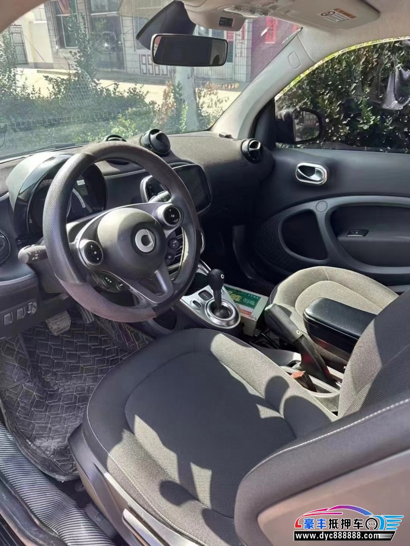 18年奔驰smart轿车抵押车出售