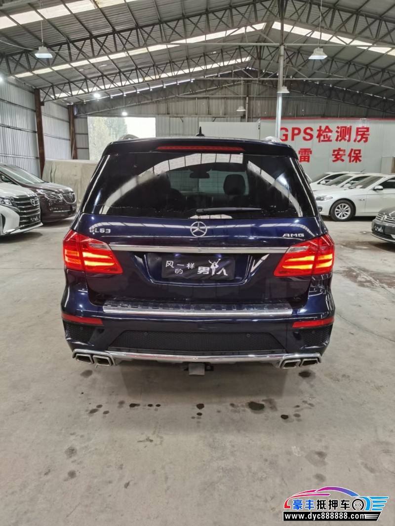 16年奔驰GLS轿车抵押车出售