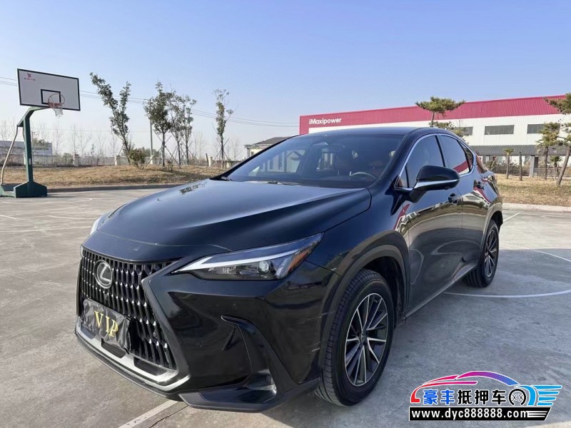 22年雷克萨斯NX轿车抵押车出售