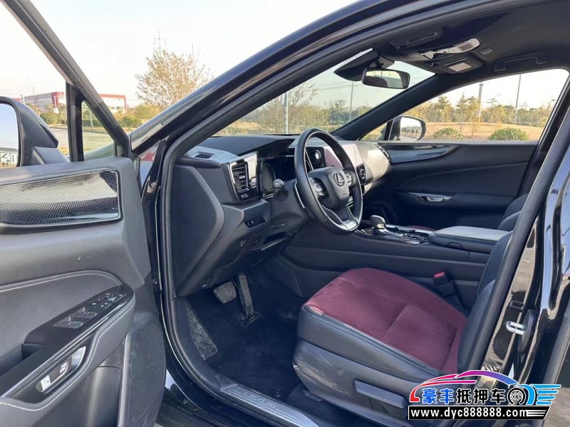 22年雷克萨斯NX轿车抵押车出售