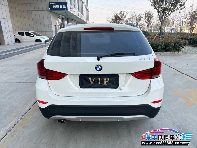 13年宝马X1轿车抵押车出售