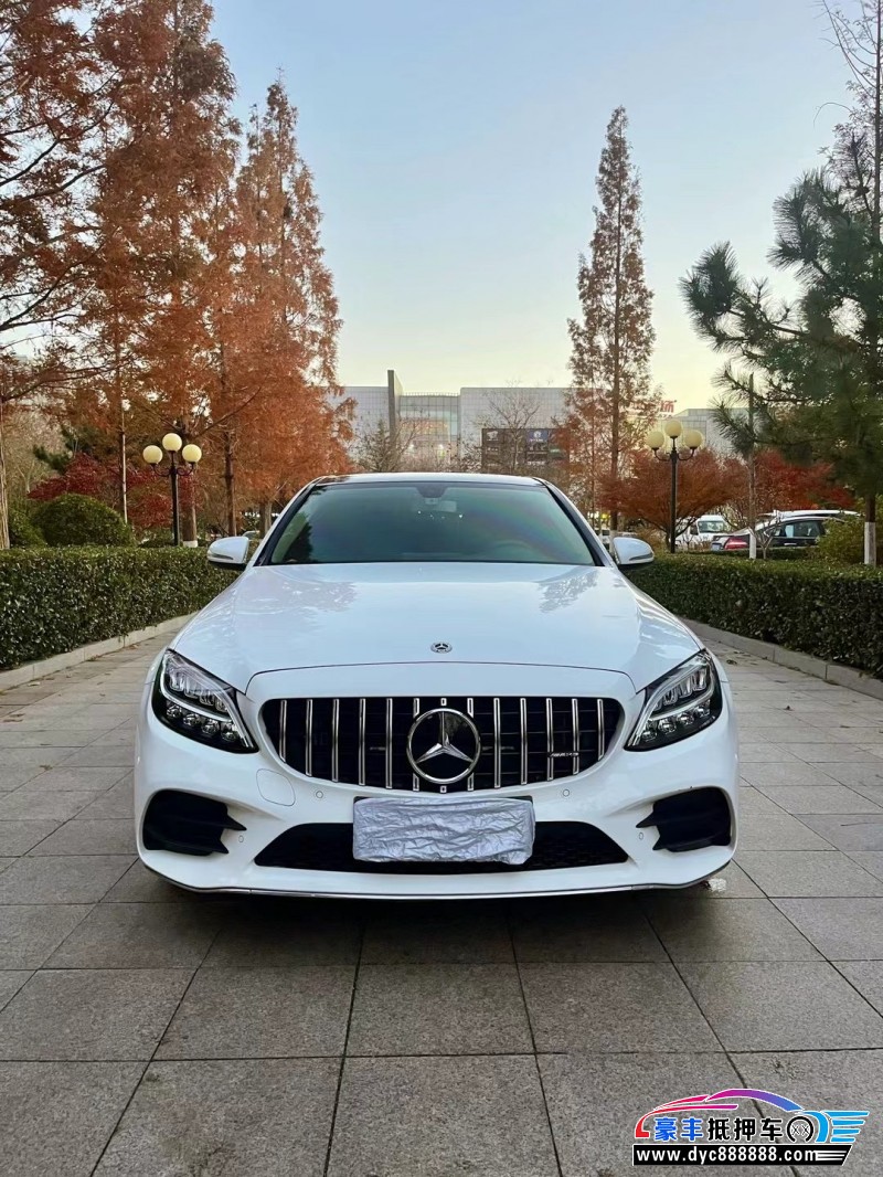 20年奔驰C轿车抵押车出售