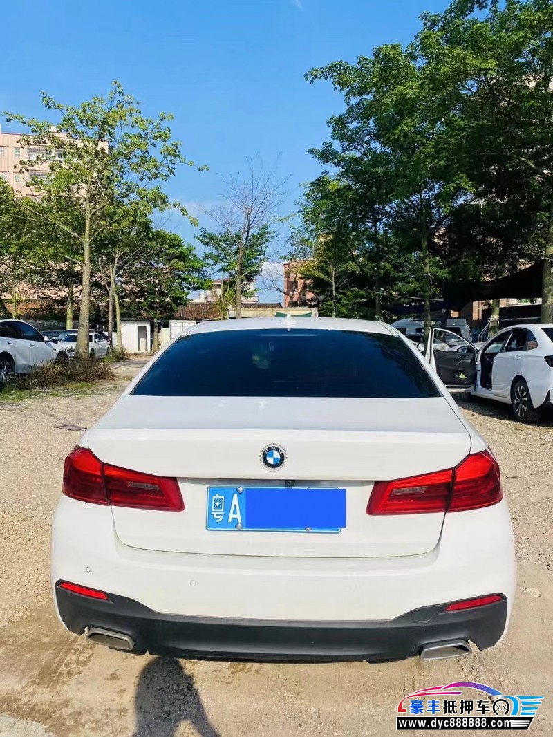 20年宝马5系轿车抵押车出售