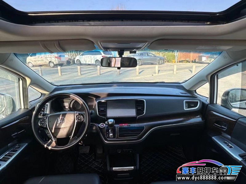 15年本田奥德赛轿车抵押车出售