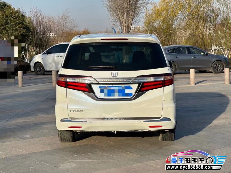 15年本田奥德赛轿车抵押车出售