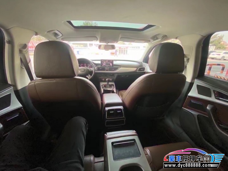 15年奥迪A6轿车抵押车出售