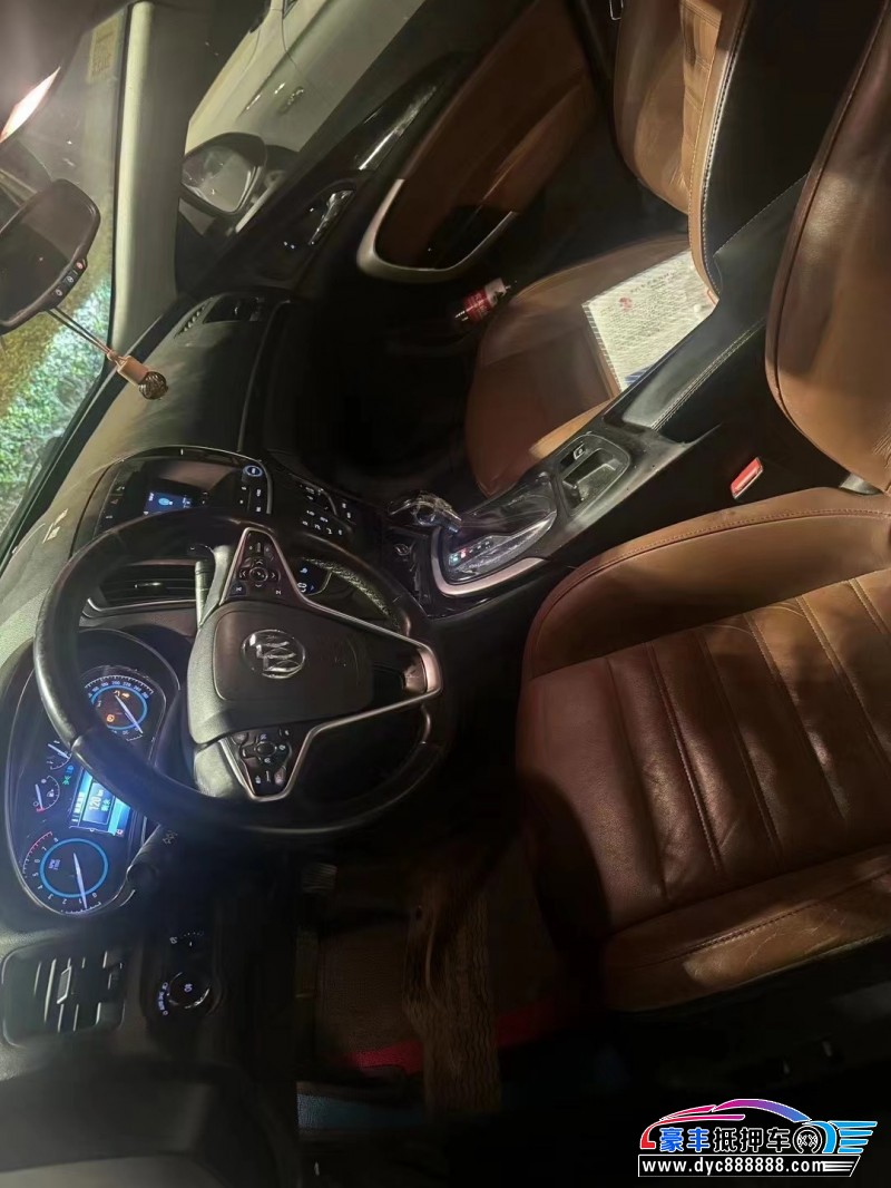 15年别克君威轿车抵押车出售