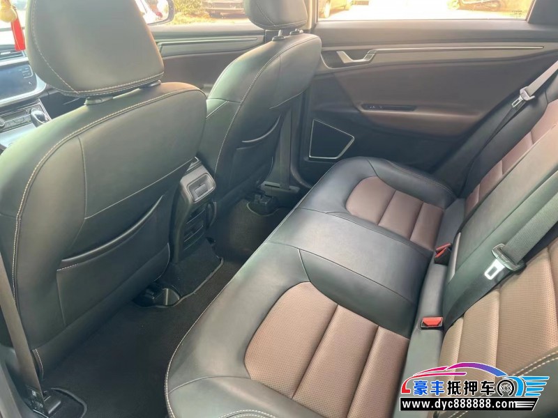 18年吉利帝豪GL轿车抵押车出售