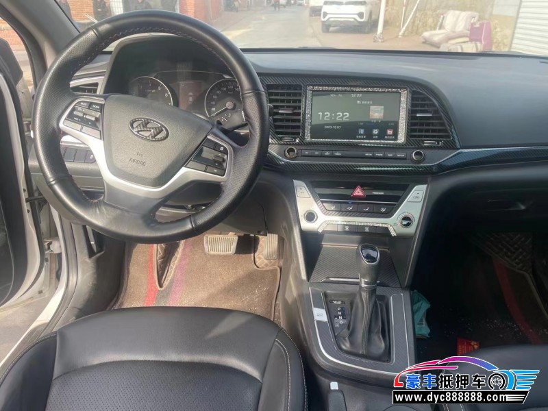 18年现代领动轿车抵押车出售