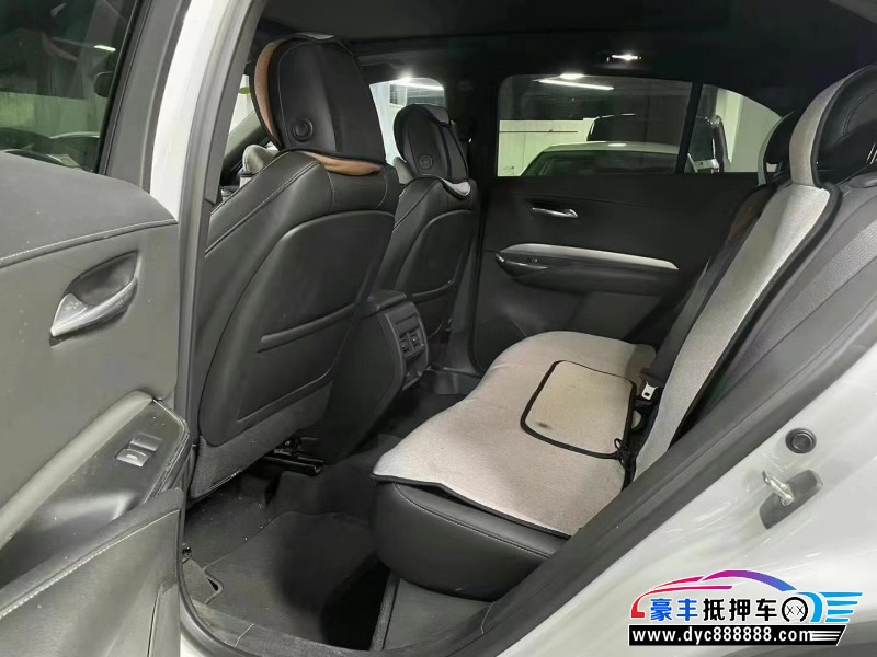 22年凯迪拉克XT4SUV抵押车出售