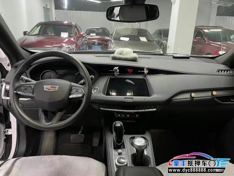 22年凯迪拉克XT4SUV抵押车出售