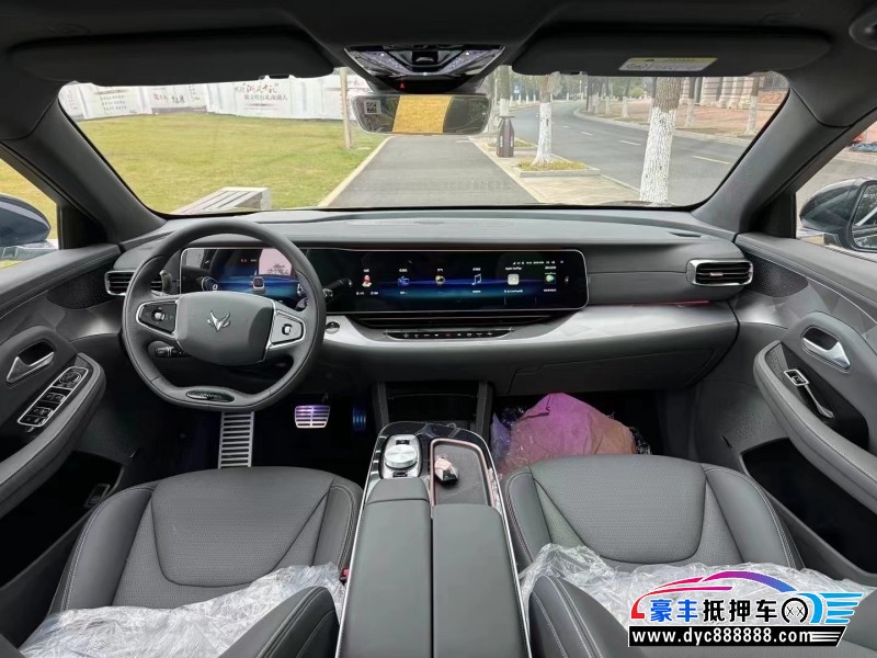 23年极狐阿尔法S轿车抵押车出售