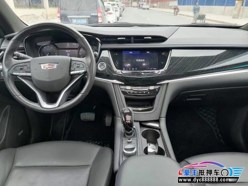 21年凯迪拉克xt6轿车抵押车出售