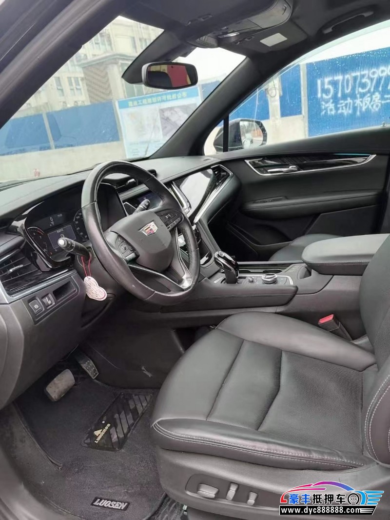 21年凯迪拉克xt6轿车抵押车出售