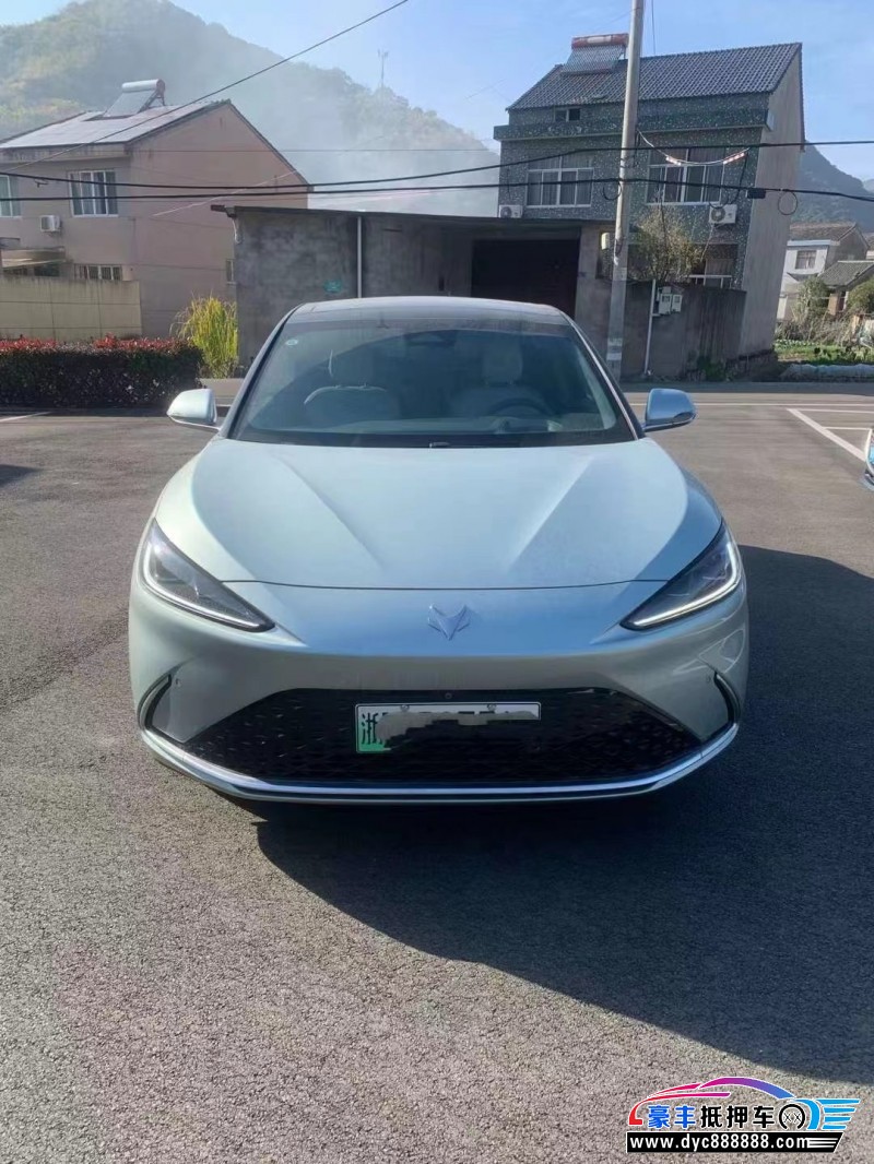 23年极狐阿尔法S轿车抵押车出售