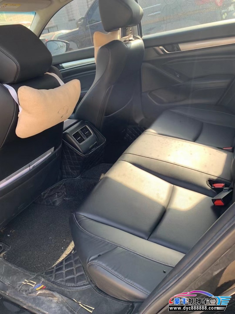 20年本田雅阁轿车抵押车出售