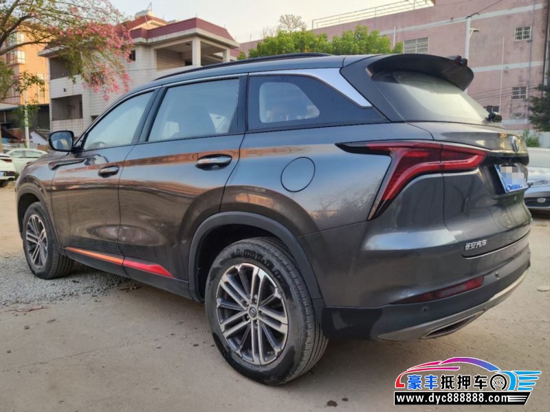 21年长安CS75轿车抵押车出售