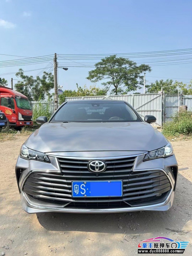 20年丰田亚洲龙轿车抵押车出售